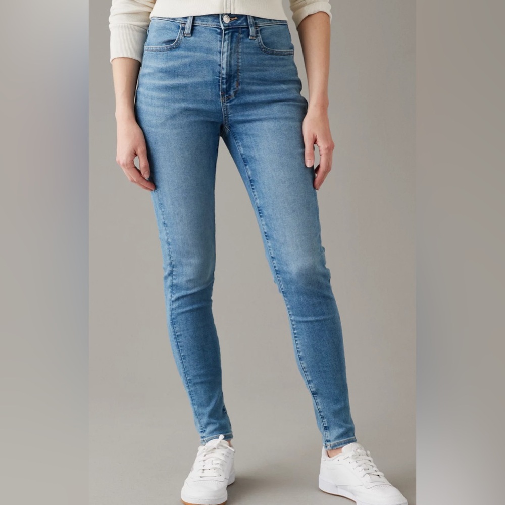 American Eagle Outfitters Super High Rise Light Blue Skinny Jeggings